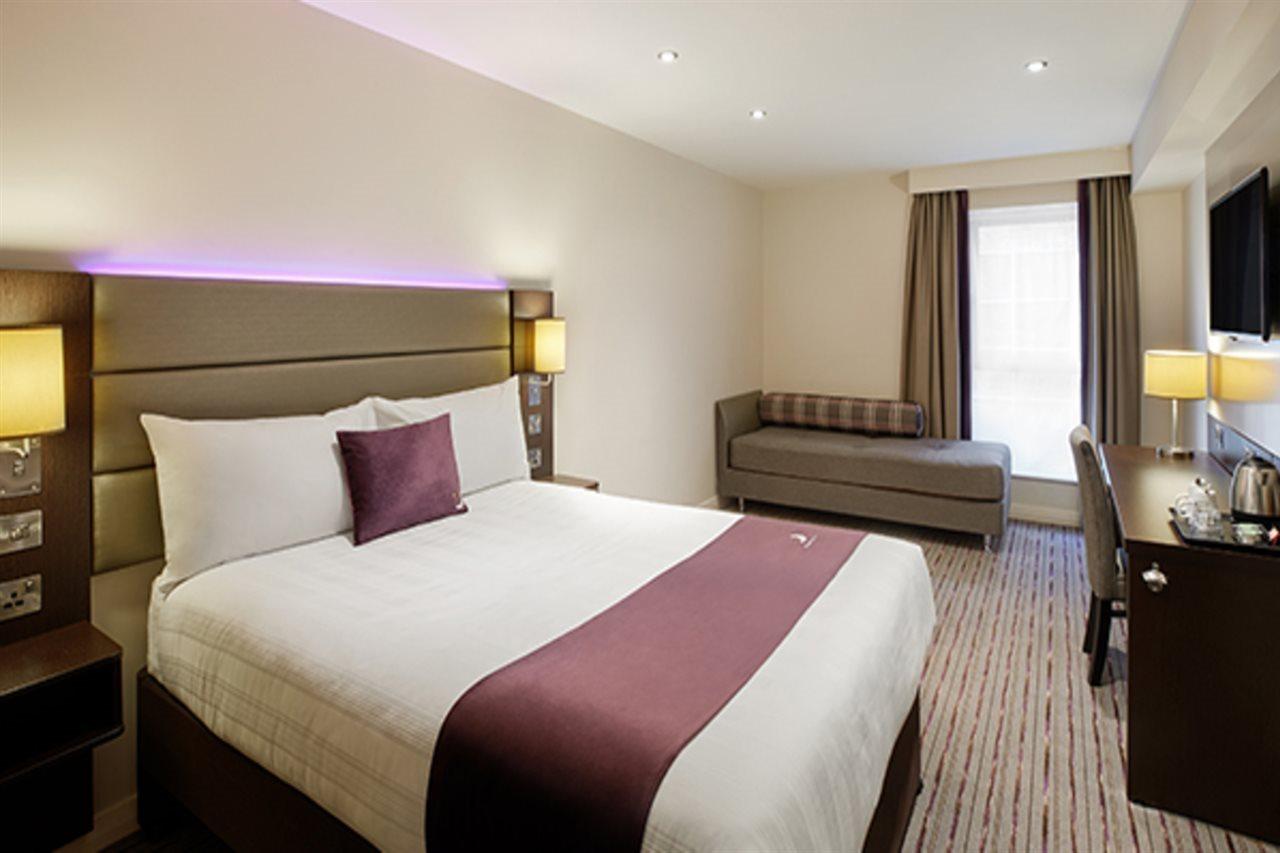 Premier Inn London Kingston Upon Thames Exteriér fotografie