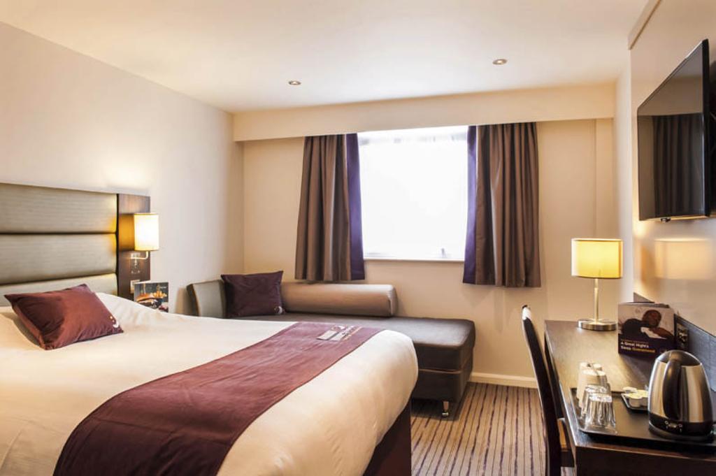Premier Inn London Kingston Upon Thames Exteriér fotografie